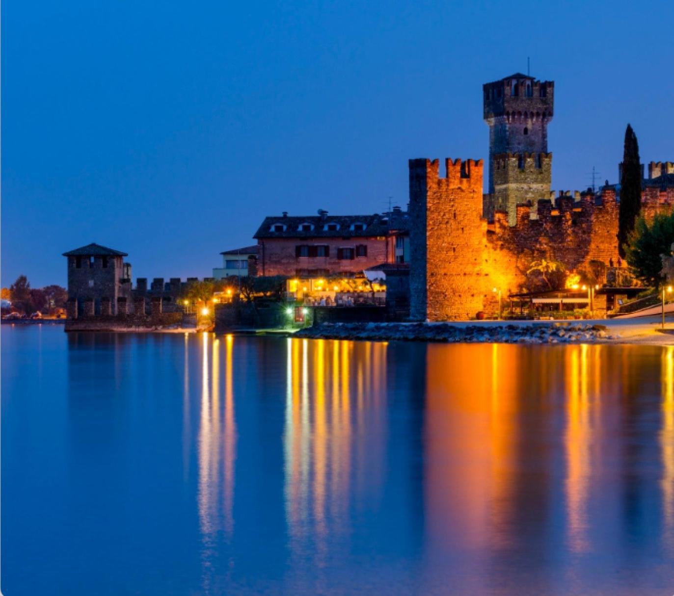 The Riva Apartment Sirmione Buitenkant foto