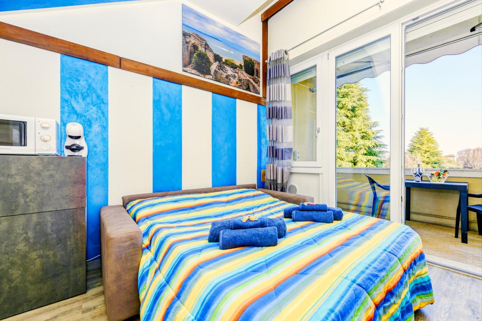 The Riva Apartment Sirmione Buitenkant foto
