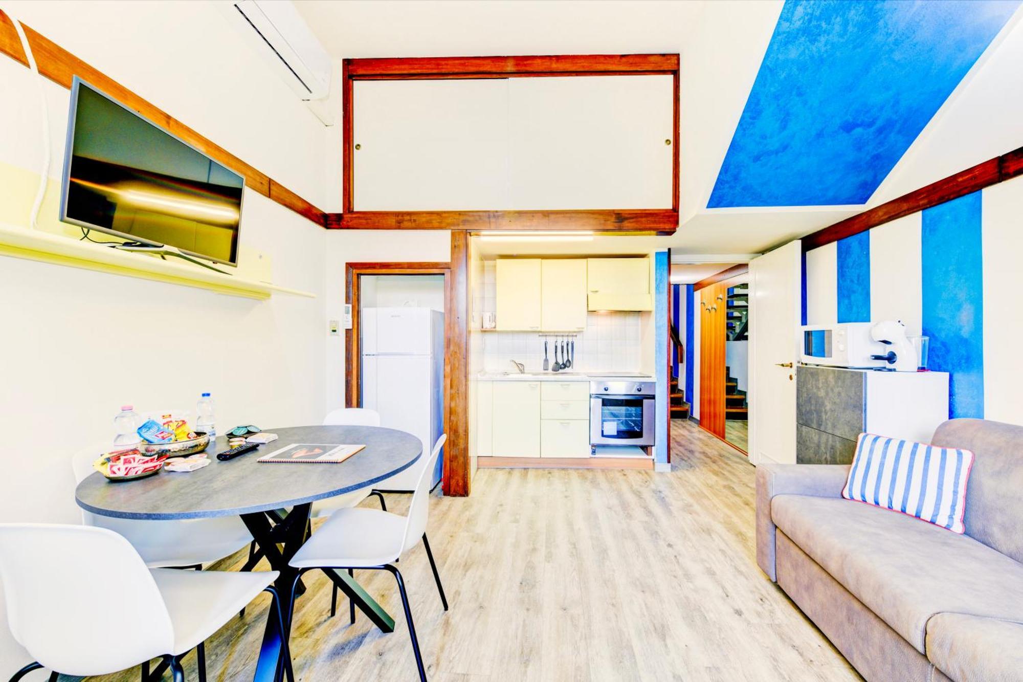 The Riva Apartment Sirmione Buitenkant foto