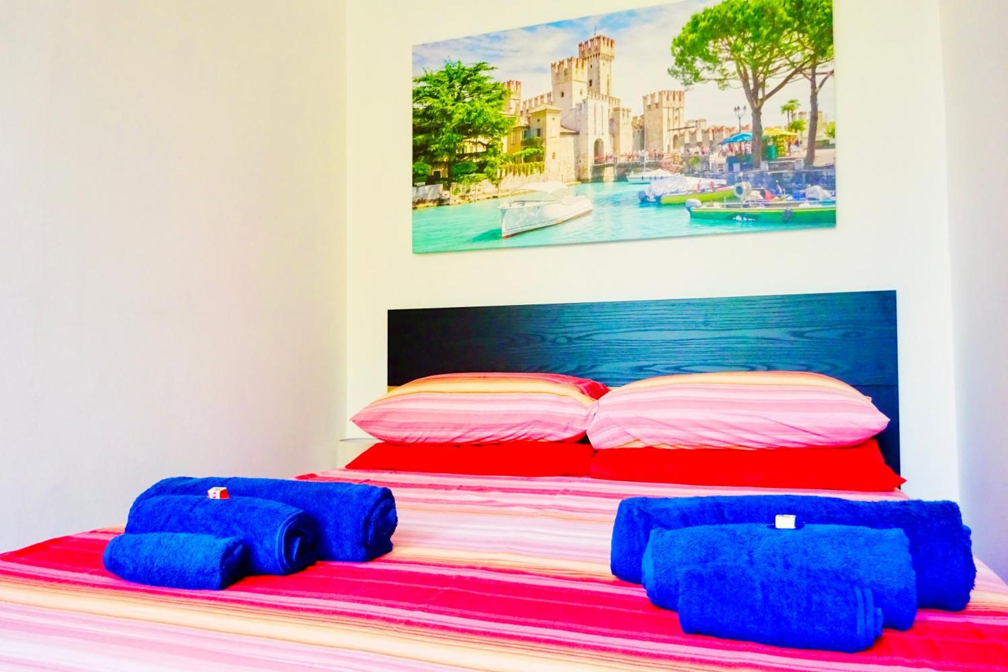The Riva Apartment Sirmione Buitenkant foto